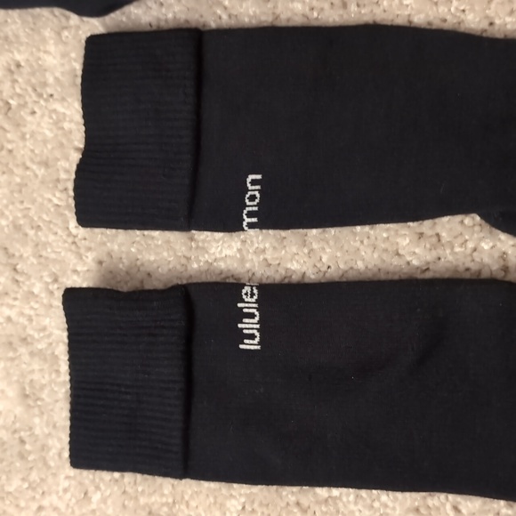 Lululemon mid calf crew socks - Picture 2 of 5